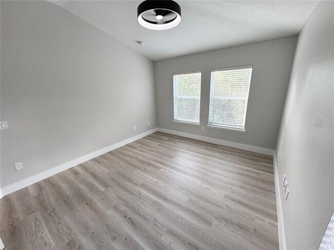 Building Photo - 10703 Yellow Tiger Lily Dr