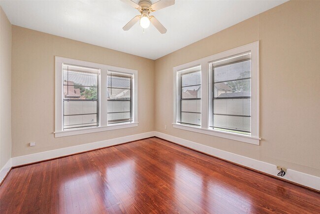 Building Photo - 2611 Rosewood St