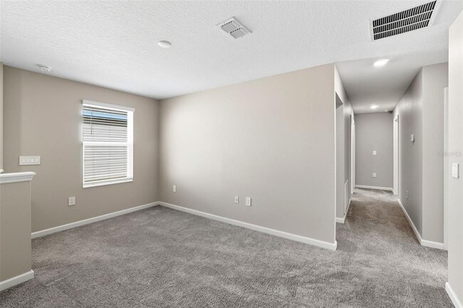 Building Photo - 724 Daring Dr