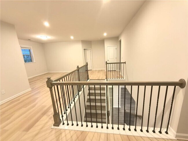 Building Photo - 3328 Hidden Valley Cir