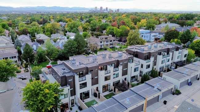 Building Photo - 350 Garfield St