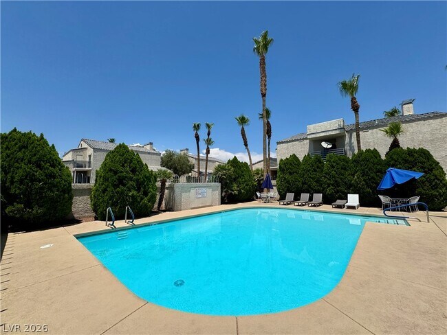 Building Photo - 6250 W Flamingo Rd