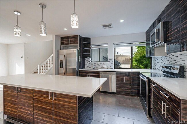 Building Photo - 69 C Heritage Hills