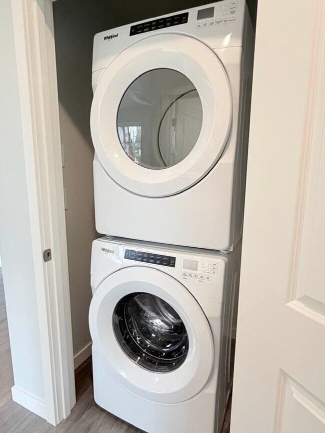 Building Photo - 1000 Billy Frank Jr. St