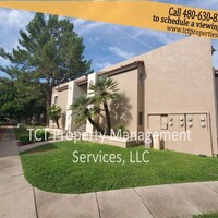 Building Photo - Double Master 2 Bedroom in Dobson Villas !