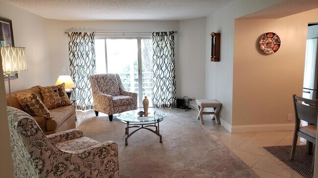 Building Photo - 3755 Via Poinciana