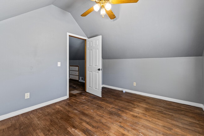 Building Photo - 4705 Jackson St