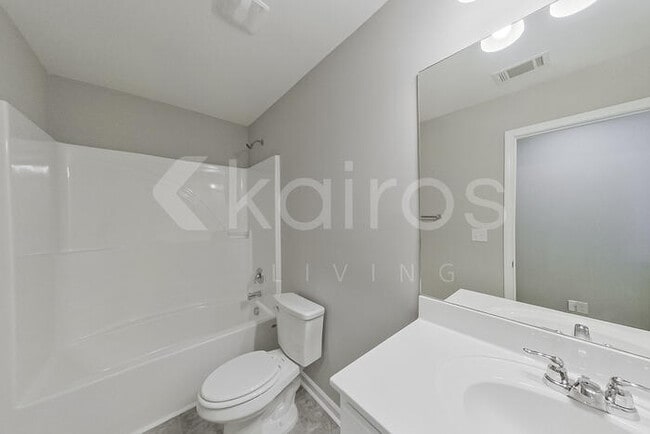 Building Photo - 5016 Cobalt Fls Bnd