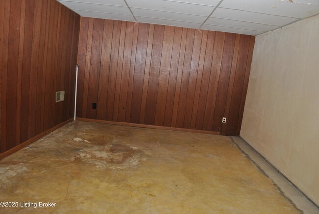 Building Photo - 12011 Brookmoor Dr