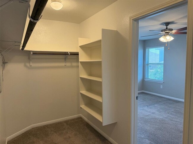 Building Photo - 11905 Mercantile Ln