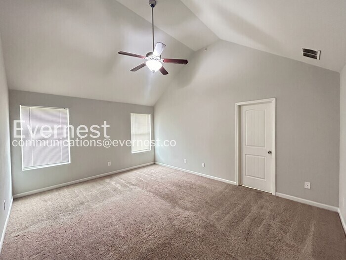 Building Photo - 1598 Iris Walk