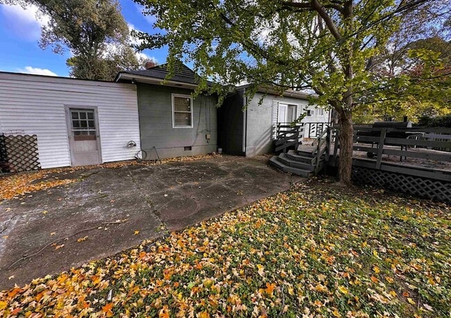 Building Photo - 3829 Guernsey Ave