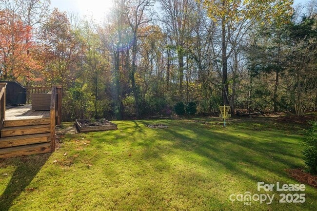 Building Photo - 10745 Sapphire Trail