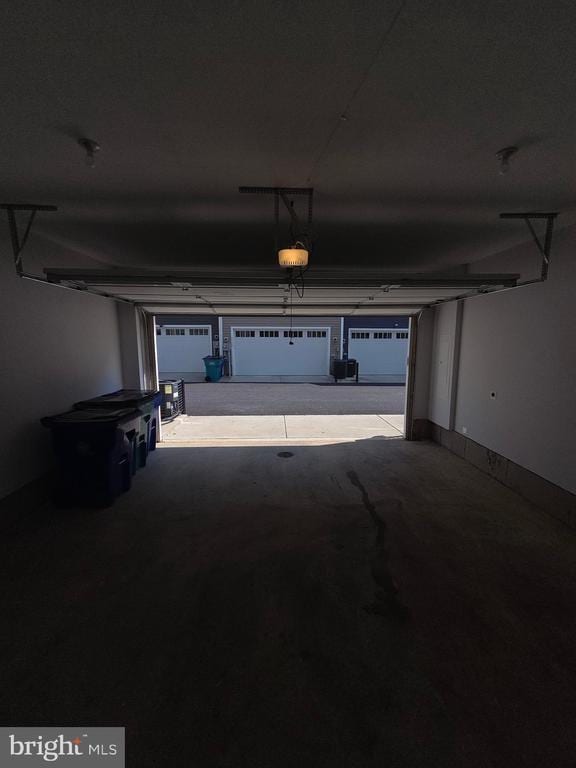 Building Photo - 2558 Hopton Ln