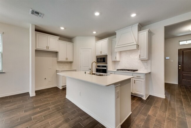 Building Photo - 2085 Tahoka Ln