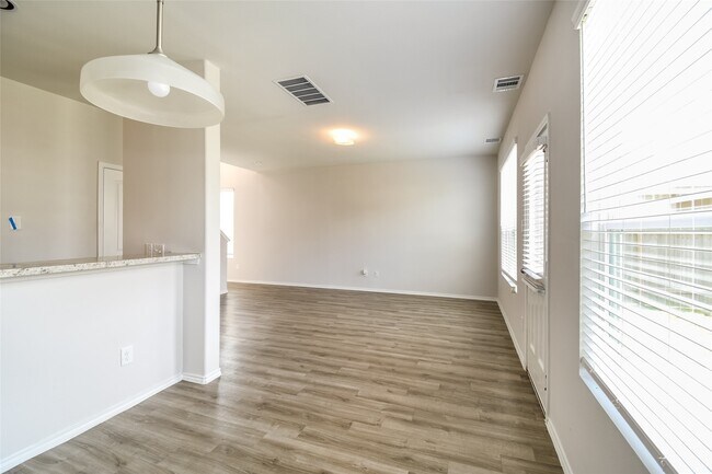 Building Photo - 3707 Atascocita Vale Dr