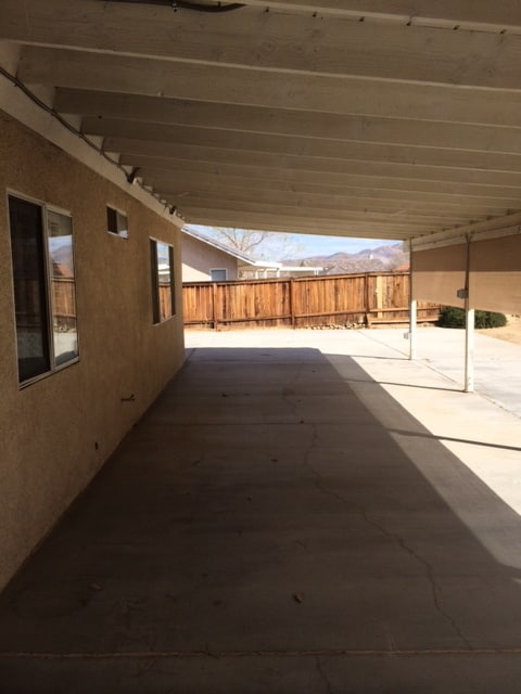 Building Photo - 3 BEDROOM, 2 BATH VICTORVILLE HOME. COMMUTER FRIENDLY!  NEAR AMARGOSA AND MOJAVE