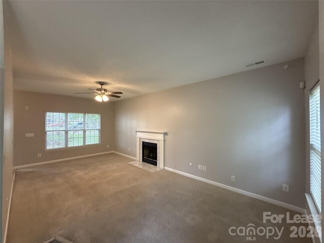 Building Photo - 432 McGinn Grove Dr