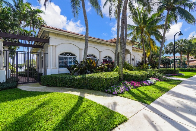 Building Photo - 7392 Briella Dr