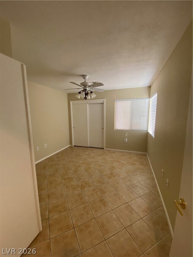 Building Photo - 9033 Gemstone Dr