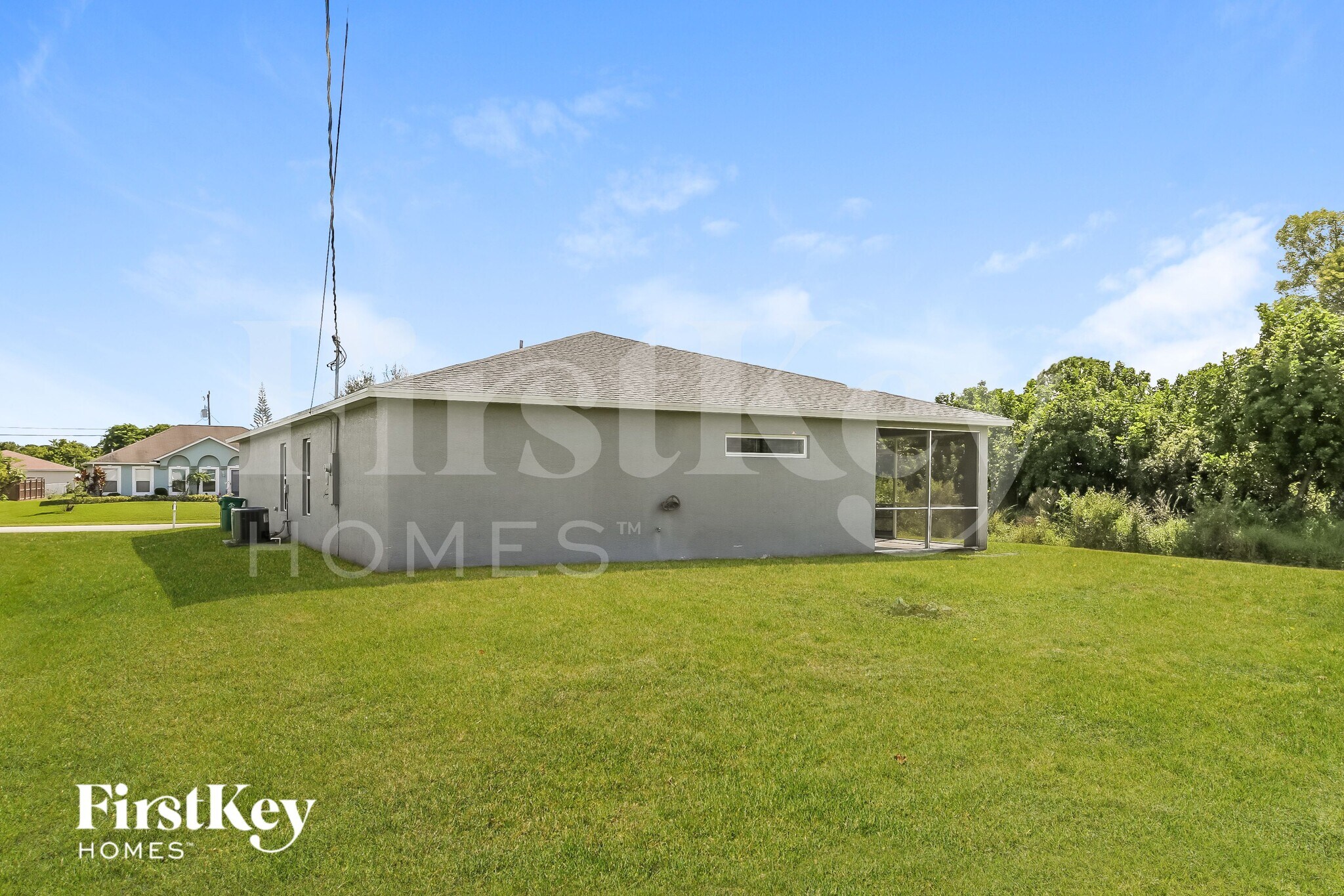 Building Photo - 461 SW Kestor Dr