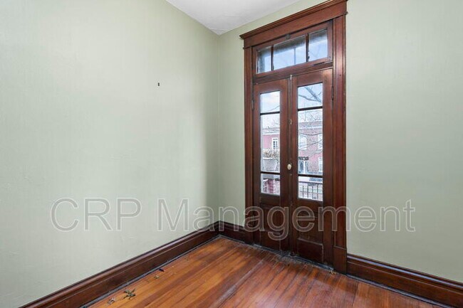 Building Photo - 3404 Hartford St