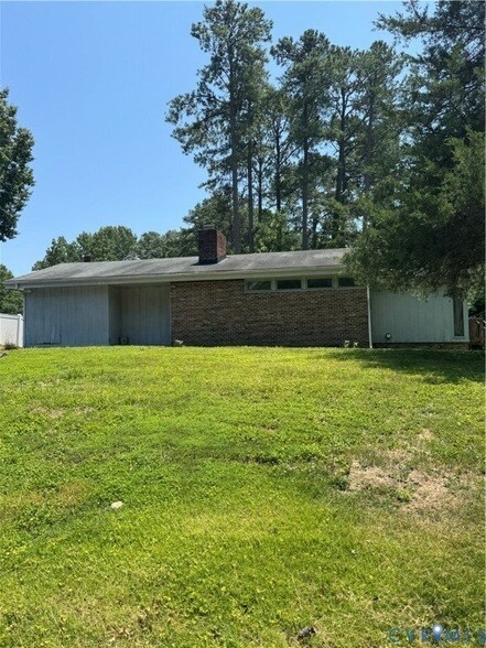 Building Photo - 10309 Wycliff Rd