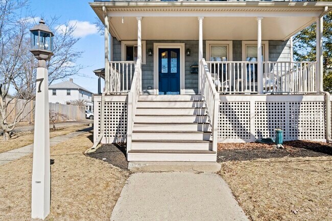 Building Photo - 7 Sweetser Ave