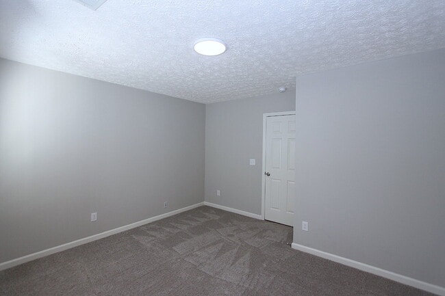 Building Photo - Charming 3-Bedroom Home in Raleigh!