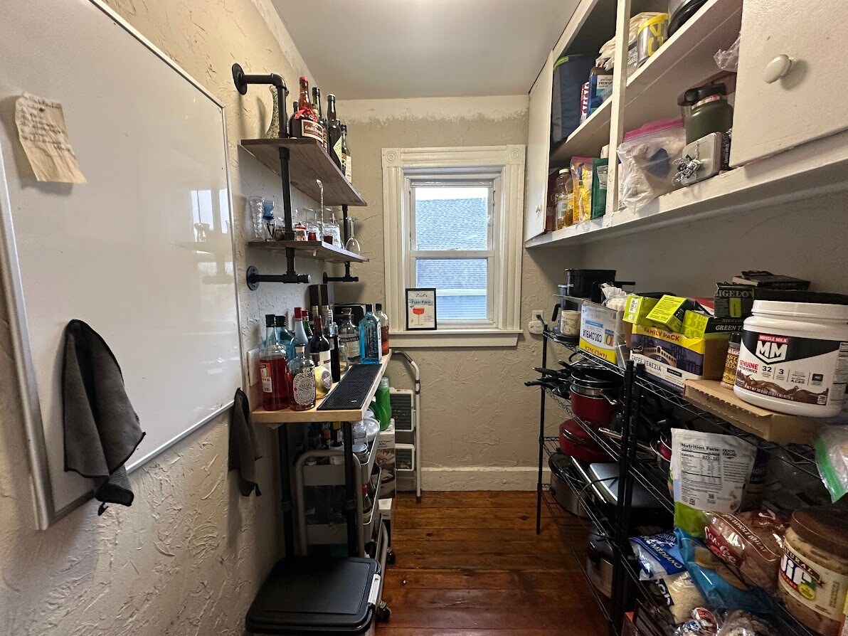 Building Photo - 28 Medford St