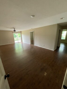 Building Photo - 228 Vanover Ln