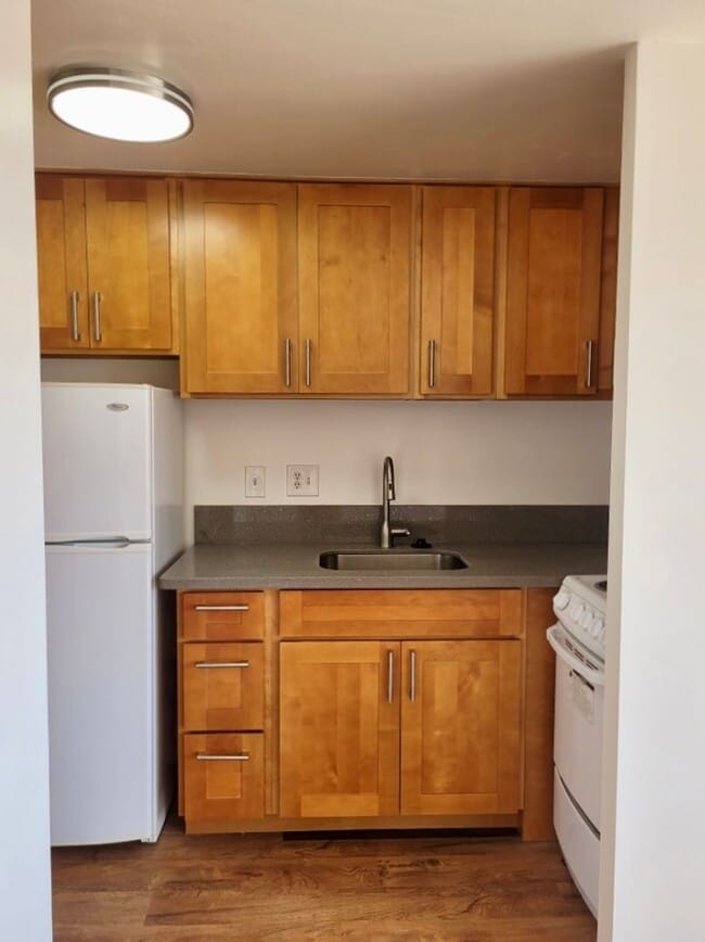 Building Photo - Available now | Studio, 1 bathroom with 1 ...
