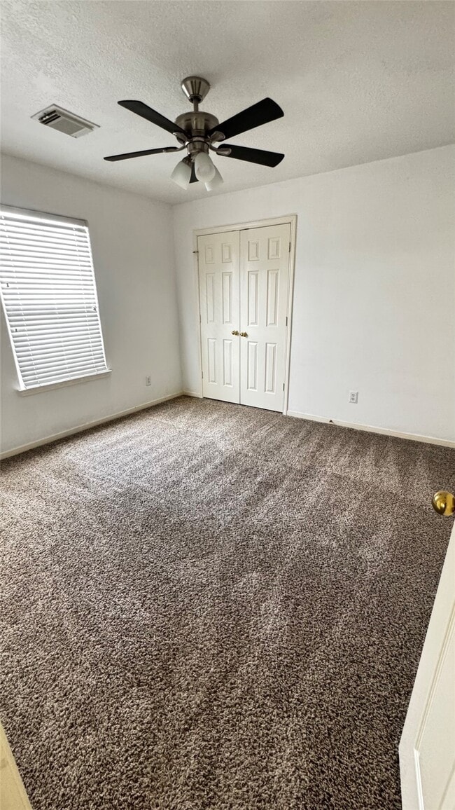 Building Photo - 5018 Woodland Meadows Ln