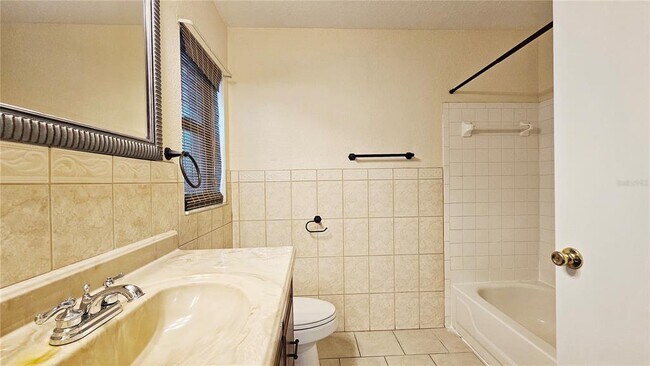 Building Photo - 7813 Sugar Bend Dr