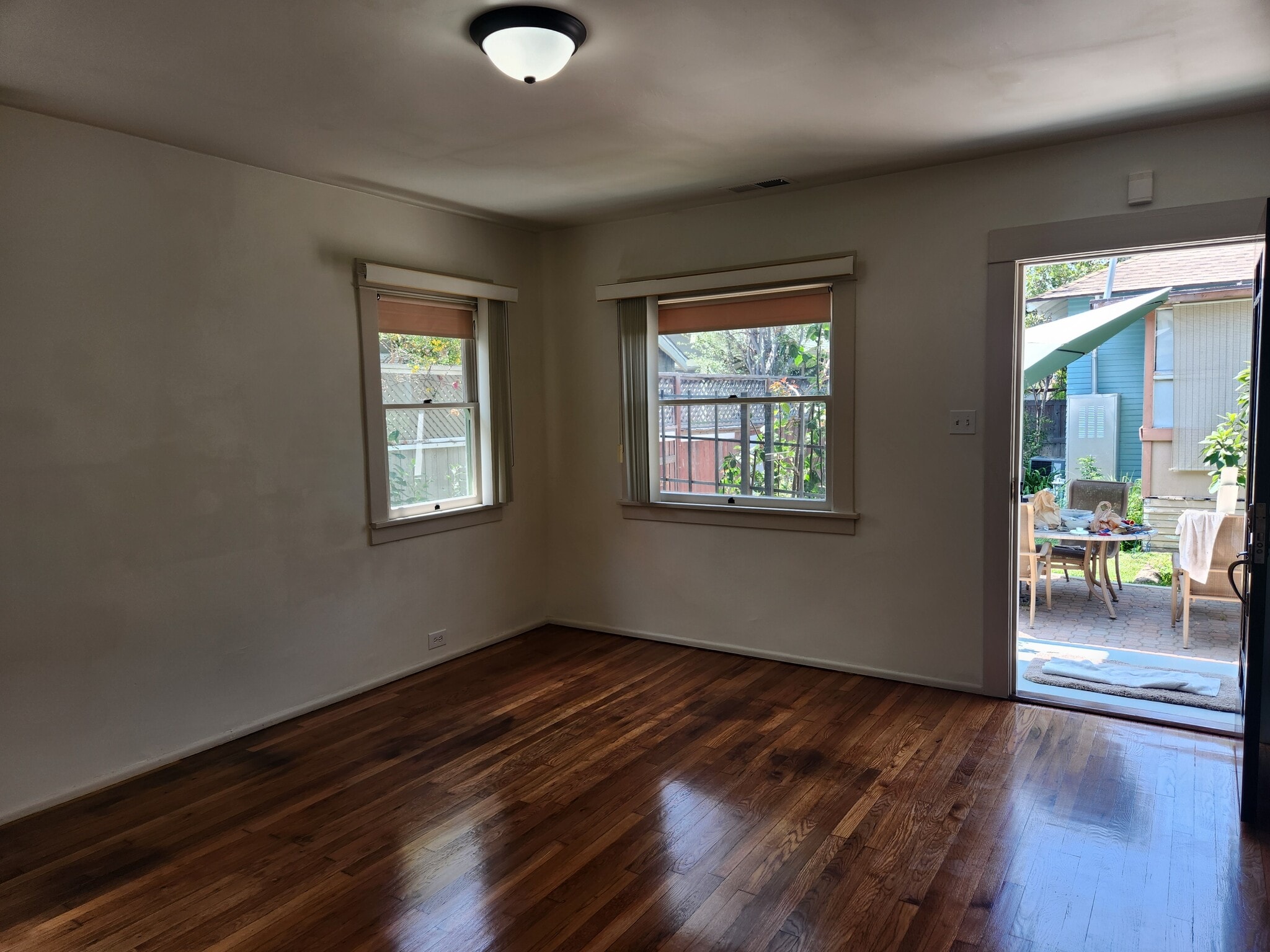 Building Photo - 612 Coronado Ave