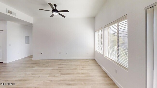 Building Photo - 9160 N 67th Ave