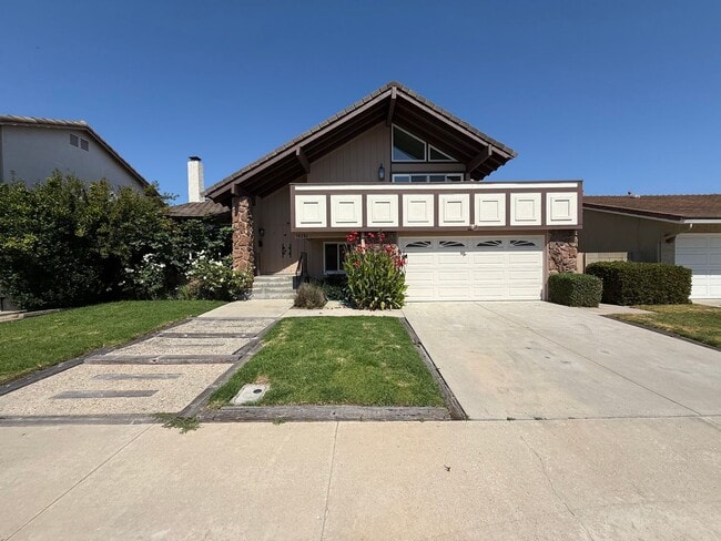 Building Photo - Greenbrook Estate Home