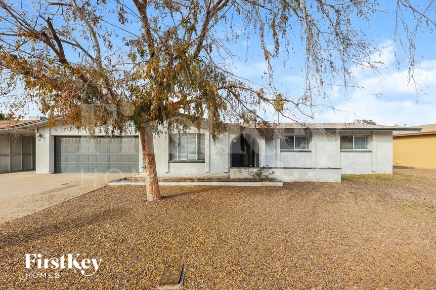 Primary Photo - 4628 W Vogel Ave