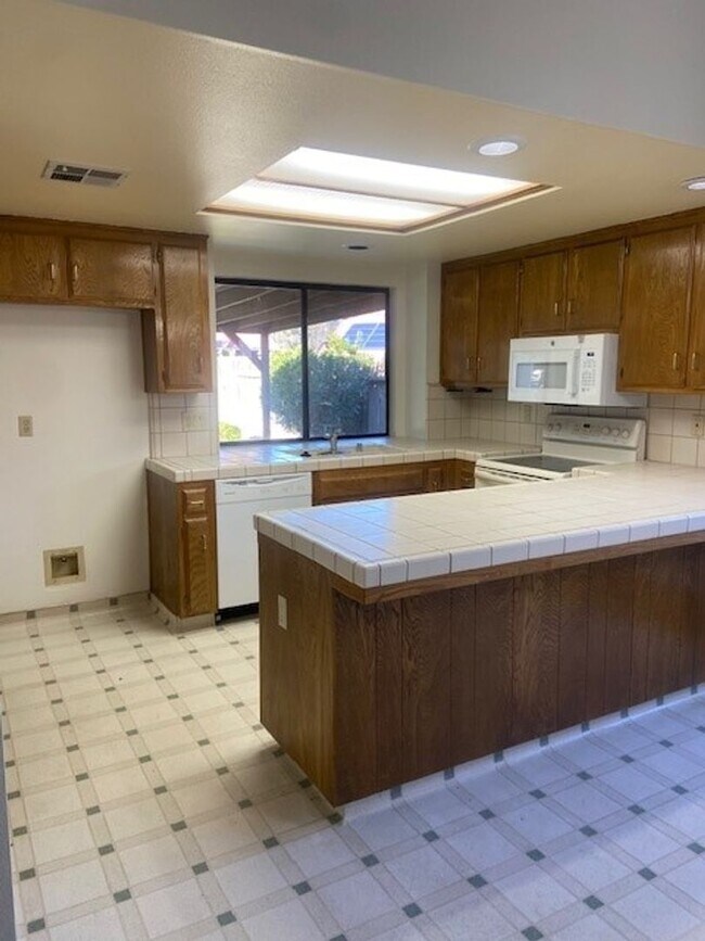 Building Photo - 8808 Gleeson Ct