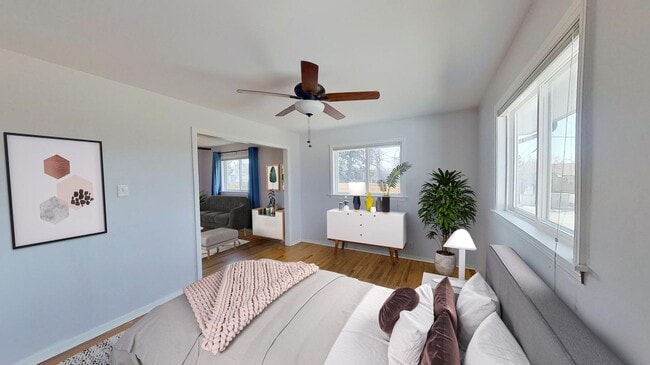 Building Photo - 2698 S Jasmine St