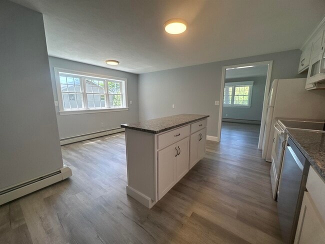 Building Photo - 56 Westville Rd