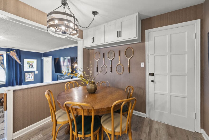 Building Photo - 1710 Hess Blvd