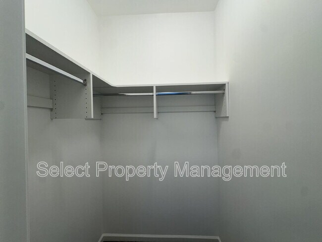 Building Photo - 8793 Elmont Cv