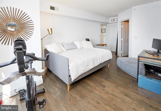 Building Photo - 414 Water St