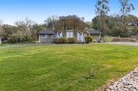 Building Photo - 9168 Eastside Rd