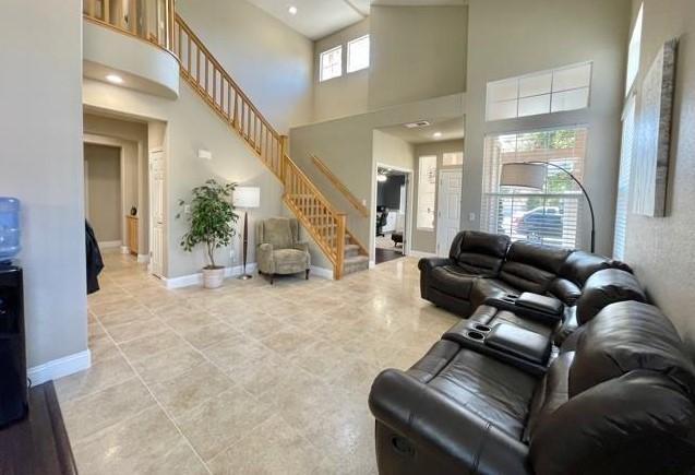 Building Photo - 709 Thompsons Dr