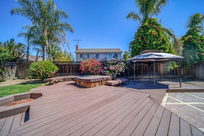 Building Photo - 35216 Wycombe Pl