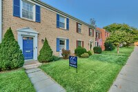 Building Photo - 23 Rye Ct
