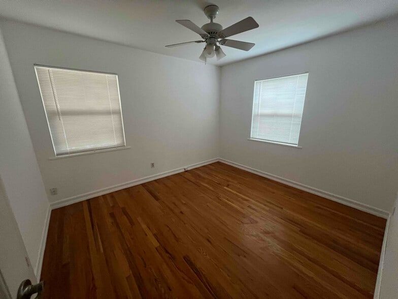 Building Photo - 2425 C St