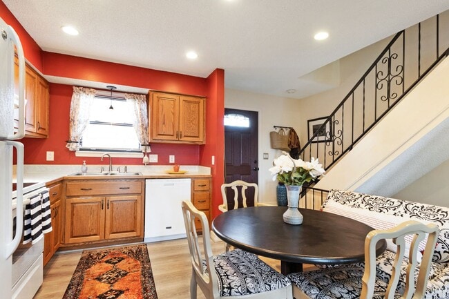 Building Photo - Quality Home Management